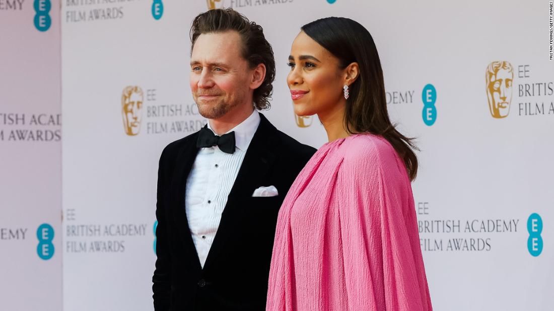 Tom Hiddleston and fiancée Zawe Ashton are expecting a baby